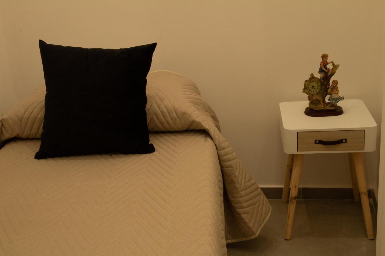 パレルモ La Vucciria Di Guttuso Bed & Breakfast エクステリア 写真