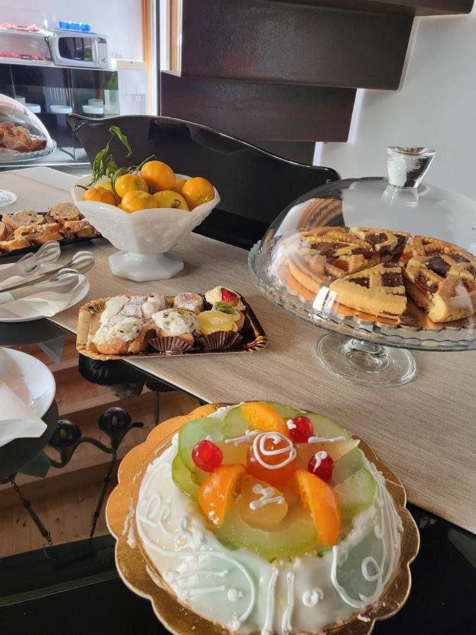 パレルモ La Vucciria Di Guttuso Bed & Breakfast エクステリア 写真