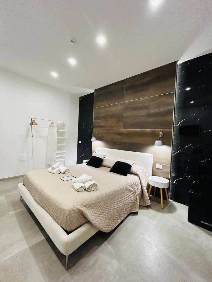 パレルモ La Vucciria Di Guttuso Bed & Breakfast エクステリア 写真